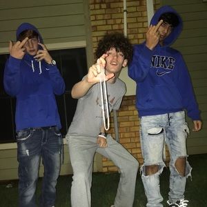 Meet your Posher, Dathan